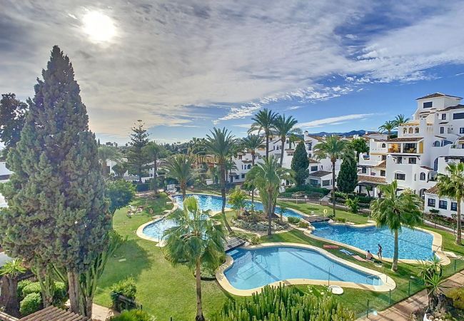 Apartamento en Marbella - vista a la piscina en Aldea Blanca