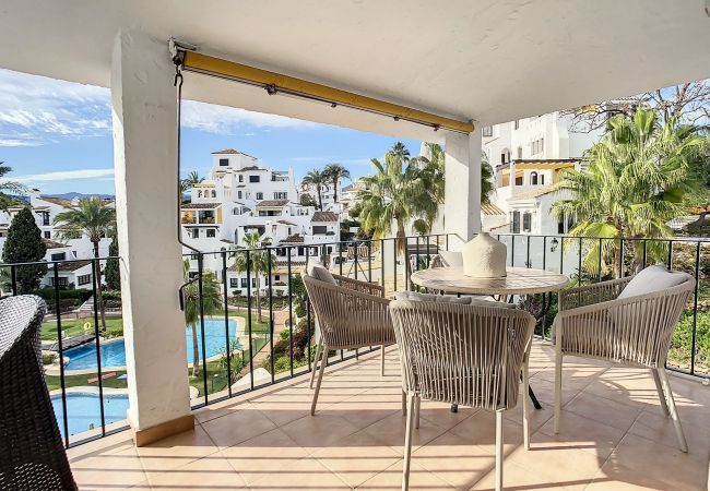 Apartamento en Marbella - vista a la piscina en Aldea Blanca