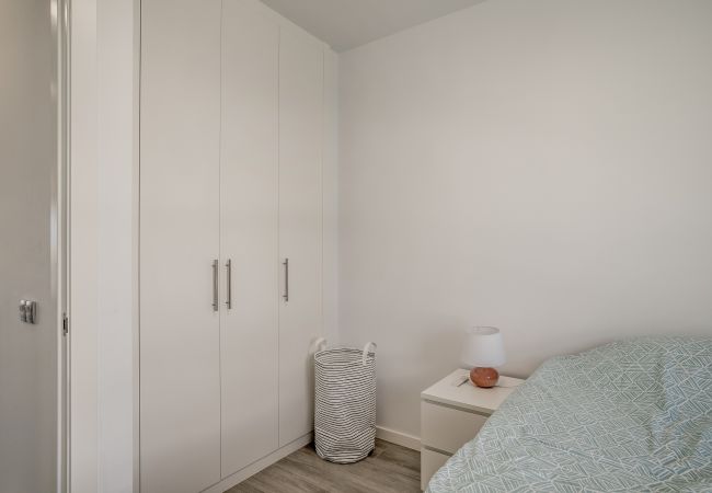 Apartamento en Estepona - Luminoso y moderno apartamento de 3 dormitorios en Le Mirage