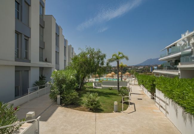Apartment in Estepona - Bright and modern 3 bed apartment in Le Mirage